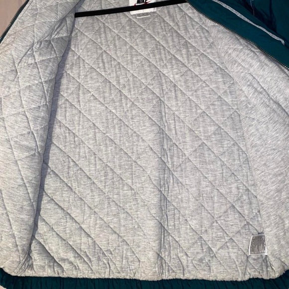 Frankie Collective Vintage Nike Windbreaker - Picture 5 of 5